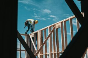 Builders work projects more efficiently using top rated project management software